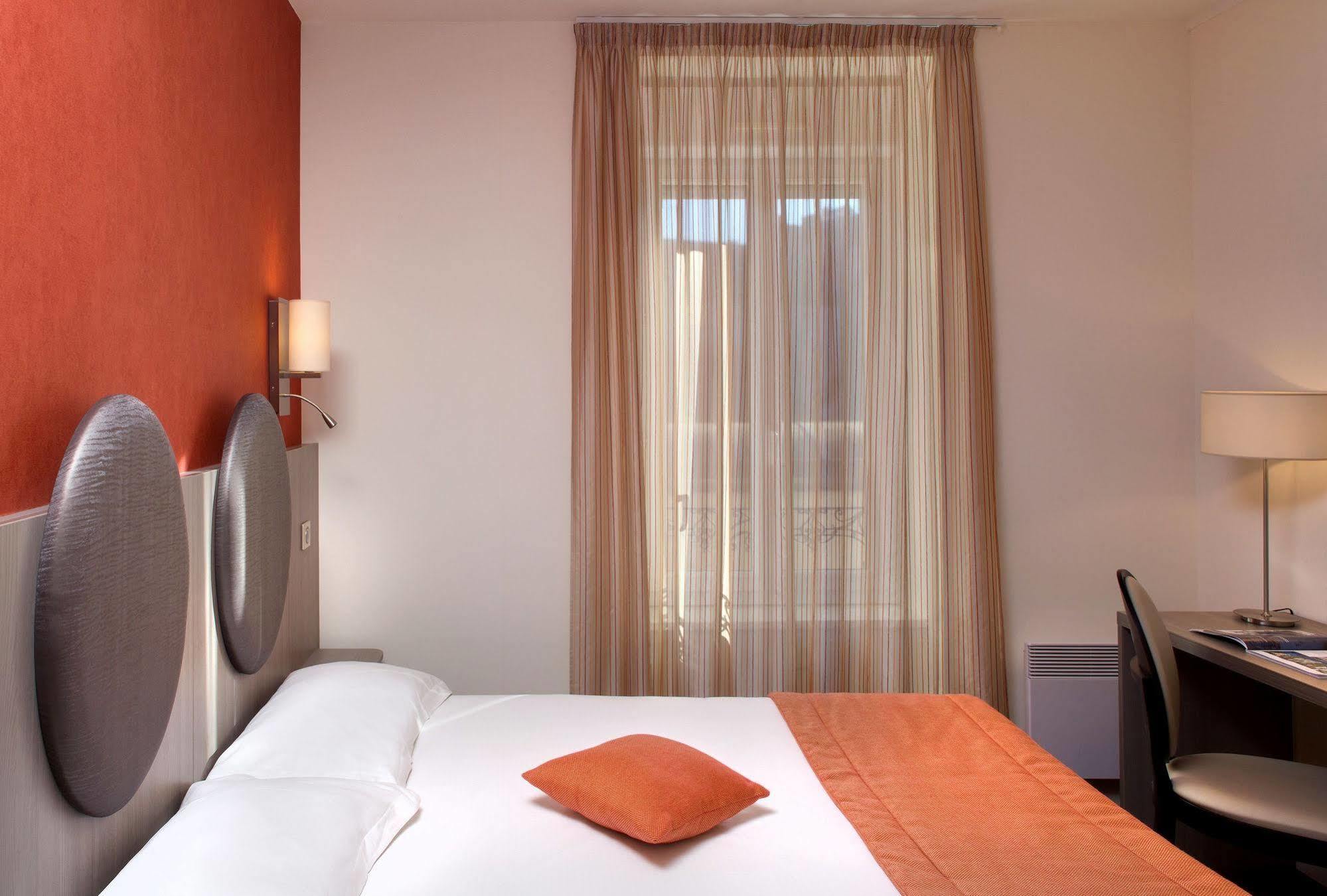 Hotel Arverna Vichy - Clt'Hotel 외부 사진